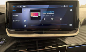 Fahrzeugbild PEUGEOT 208 1.2 Hybrid 145 GT