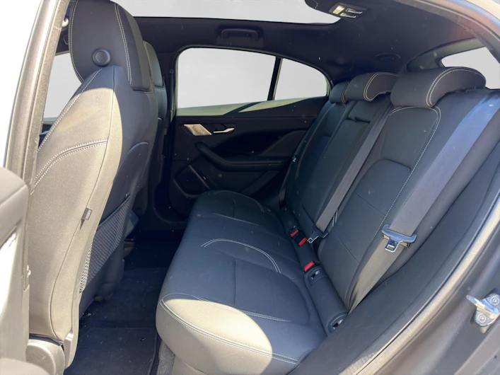 immagine del veicolo JAGUAR I-PACE