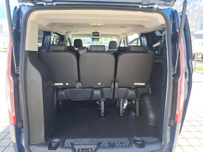 https://vehicle.imgix.net/4263204/77eaec59-f42a-4c83-9279-8e326647fcaa.jpg