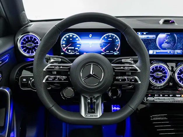 Mercedes-Benz A 35 AMG 4MATIC