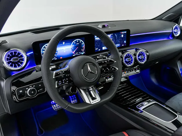Mercedes-Benz A 35 AMG 4MATIC