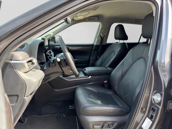 immagine del veicolo TOYOTA Highlander