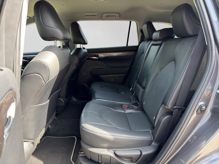 immagine del veicolo TOYOTA Highlander