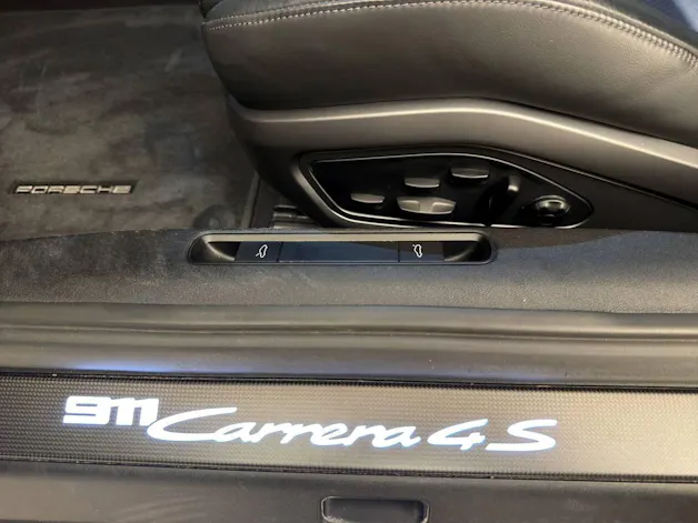 Porsche 911 Carrera 4S