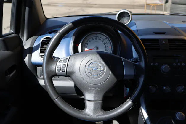 Opel Agila 1.2 Enjoy