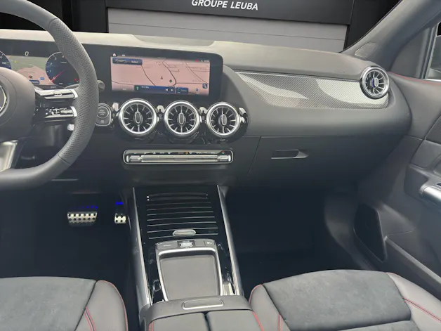 Mercedes-Benz GLA 220d 4Matic 8G-DCTSwiss Star