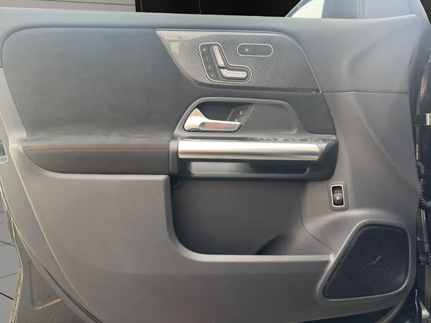 Mercedes-Benz GLA 220d 4Matic 8G-DCTSwiss Star