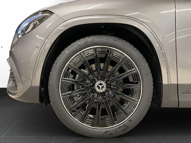 Mercedes-Benz GLA 220d 4Matic 8G-DCTSwiss Star