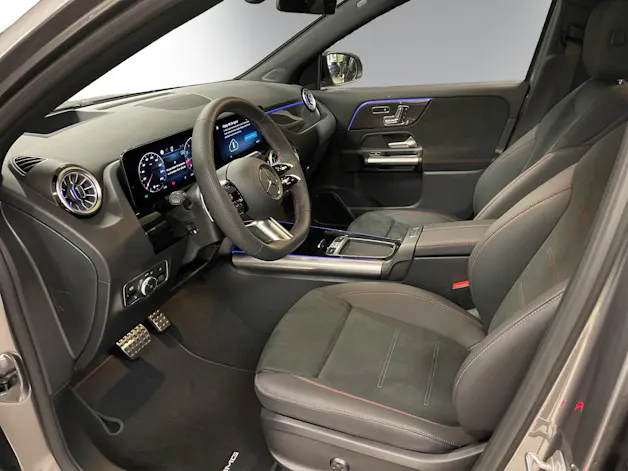 Mercedes-Benz GLA 220d 4Matic 8G-DCTSwiss Star