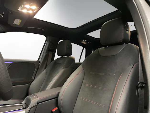 Mercedes-Benz GLA 220d 4Matic 8G-DCTSwiss Star