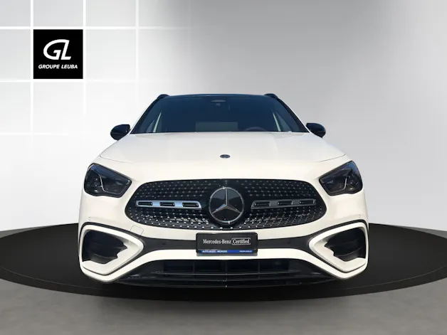 Mercedes-Benz GLA 220 4Matic 8G-DCT
