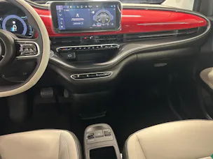 Fiat 500 3+1 electric 87 kW La Prima