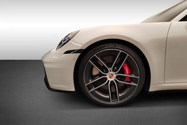 Porsche 911 Carrera GTS