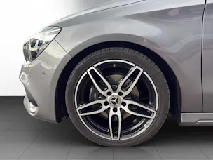 Mercedes-Benz CLA 200 AMG Line