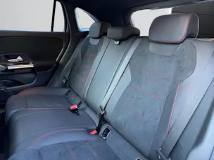 Mercedes-Benz GLA 220 4Matic 8G-DCT