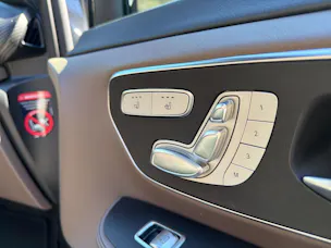 Mercedes-Benz V 300 d Swiss Edition AMG-Line L 4M