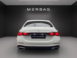 Mercedes-Benz E 300 e 9G-Tronic