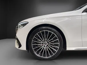Mercedes-Benz E 300 e 9G-Tronic