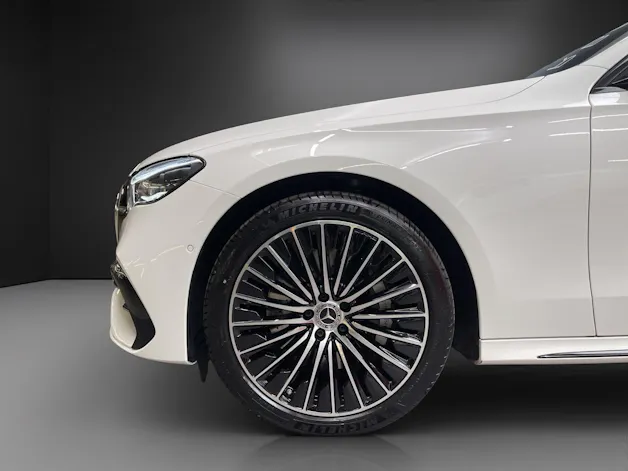 Mercedes-Benz E 300 e 9G-Tronic