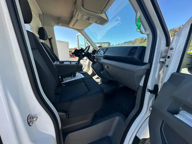 MAN TGE 3.180 Koffer / Hebebühne / AHK