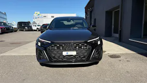 Audi RS3 Limousine 2.5 TSI quattro S-tronic