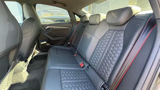 Audi RS3 Limousine 2.5 TSI quattro S-tronic