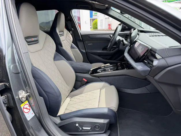 Audi A6 Avant TFSI quattro 270 kW S tronic