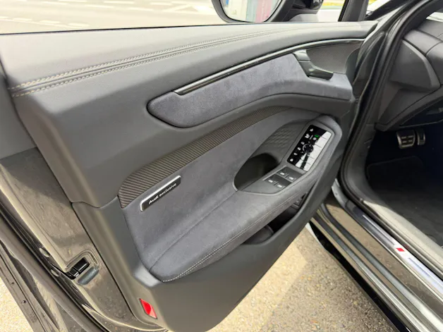 Audi A6 Avant TFSI quattro 270 kW S tronic