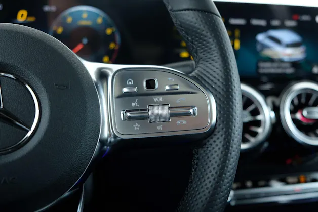Mercedes-Benz GLB 250 4Matic AMG Line 8G-Tronic
