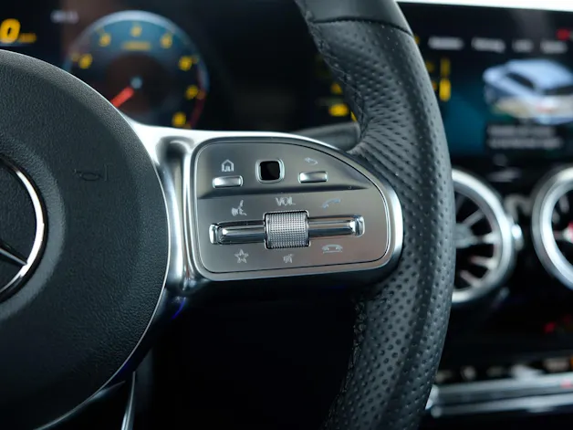 Mercedes-Benz GLB 250 4Matic AMG Line 8G-Tronic