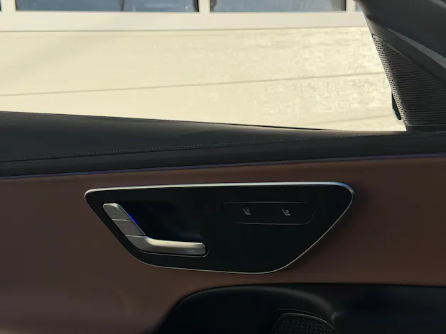 Mercedes-Benz E 300 e 4Matic 9G-Tronic