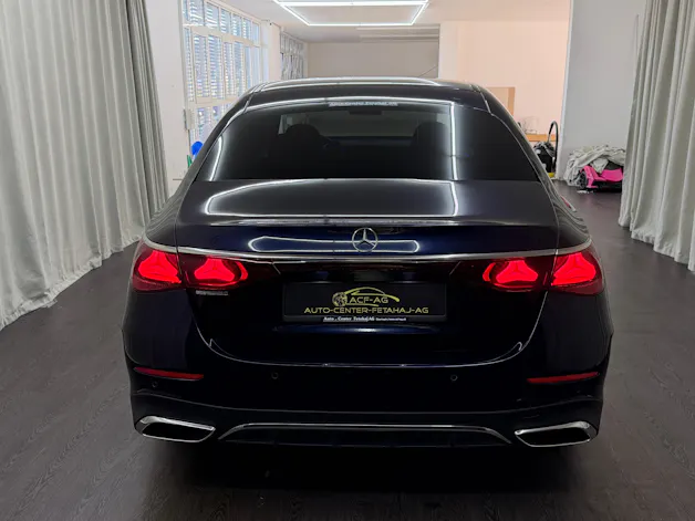 Mercedes-Benz E 300 e 4Matic 9G-Tronic