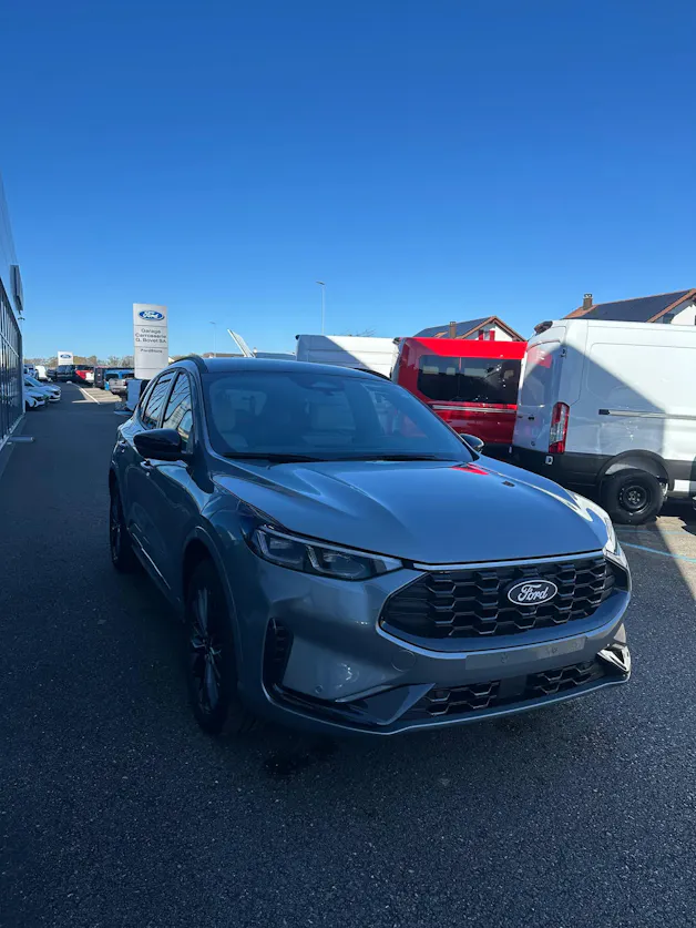 Ford Kuga 2.5 Plug-in Hybrid Sound PHEV