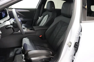 https://vehicle.imgix.net/4264092/4161ee03-42c2-4434-a97e-6664c17c90df.JPG