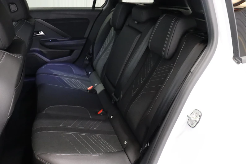 image du véhicule OPEL ASTRA