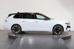 image du véhicule OPEL Astra-e Sports Tourer Ultimate