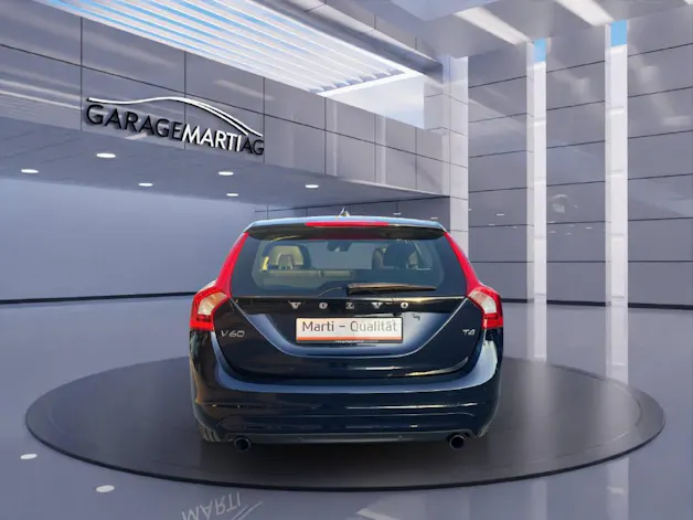 Volvo V60 2.0 T4 Summum
