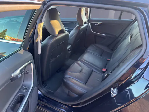 Volvo V60 2.0 T4 Summum