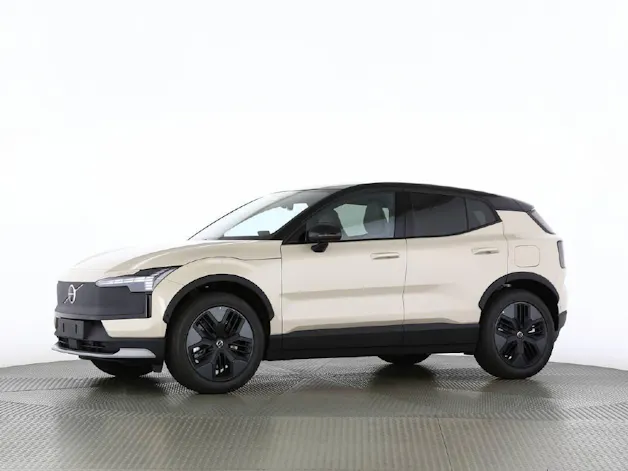 Volvo EX30 CC Cross Country E60 Twin Performance AWD