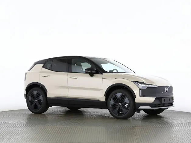 Volvo EX30 CC Cross Country E60 Twin Performance AWD