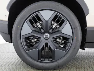 Volvo EX30 CC Cross Country E60 Twin Performance AWD