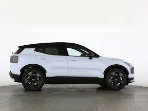 Volvo EX30 CC Cross Country E60 Twin Performance AWD