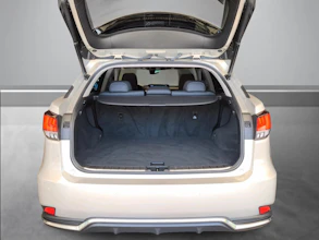 https://vehicle.imgix.net/4264130/f561bd6c-8ed7-4bcb-8f8a-e4e6f1f49666.jpg