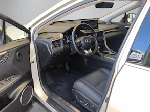 https://vehicle.imgix.net/4264130/f5d7e370-c1ee-401e-b476-58f0d374fe0b.jpg
