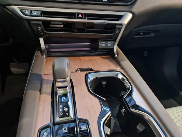 Lexus RX 450h+ Excellence