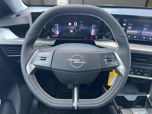Opel Frontera 1.2 T HEV 145 GS
