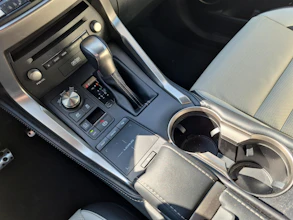 https://vehicle.imgix.net/4264301/1e520371-ec03-4c92-9653-821ecb5f63c8.jpg