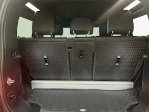 https://vehicle.imgix.net/4264358/229cd06e-f9ac-4ba2-b9b5-66e36dedb6f3.jpg