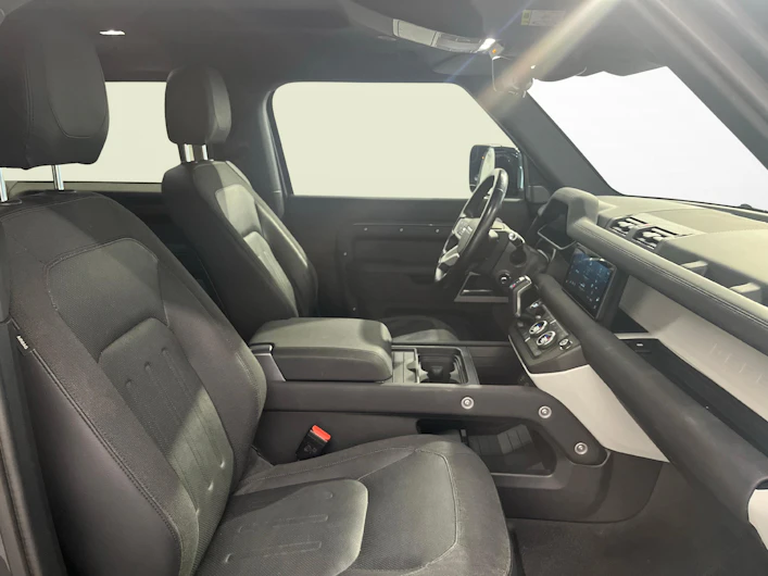 Fahrzeugbild LAND ROVER DEFENDER