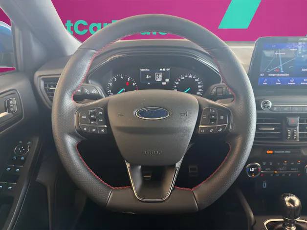 Ford Focus 1.0i EcoB Hybrid 155 ST-Line